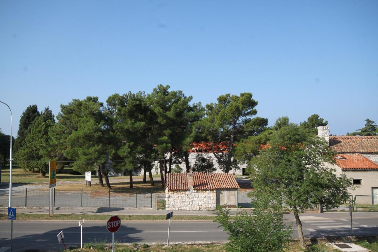 Apartments With A Parking Space Umag - 7066 エクステリア 写真